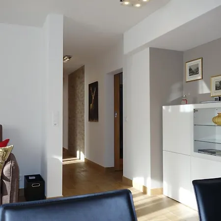 Chesa Muragls Apartment *