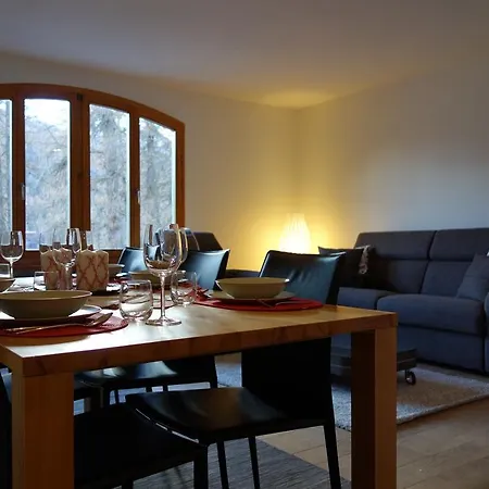 Chesa Muragls 蓬特雷西纳