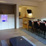 Chesa Muragls Apartamento *